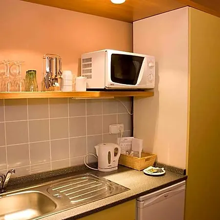 Merlot Hotel 3*