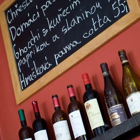 Merlot 3* Louny